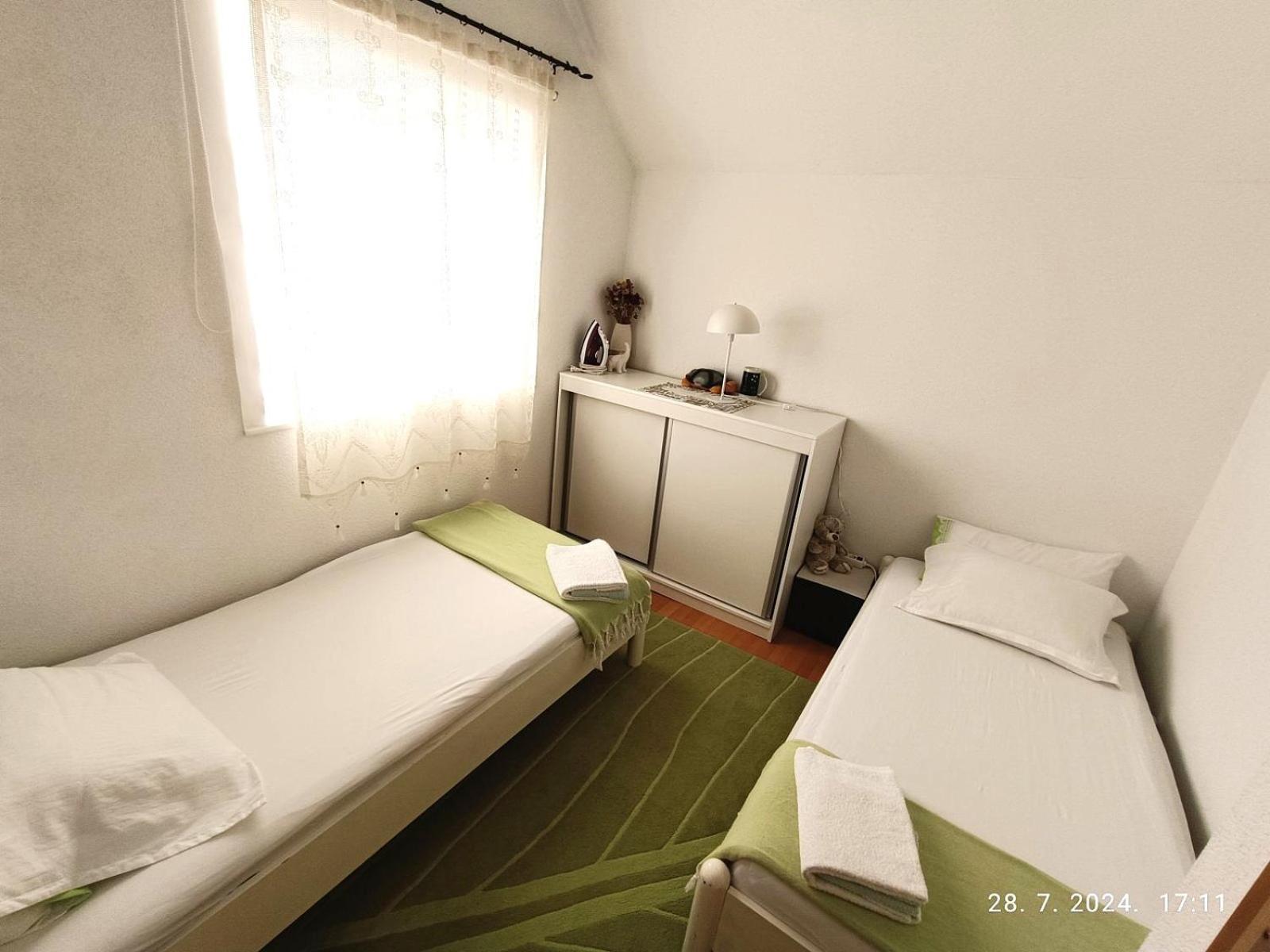 Vacation Home "Cehic" Kulen Vakuf Bagian luar foto
